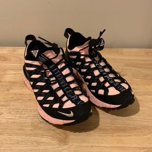 Nike ACG React Terra Gobe, size Women’s 8/Youth 6